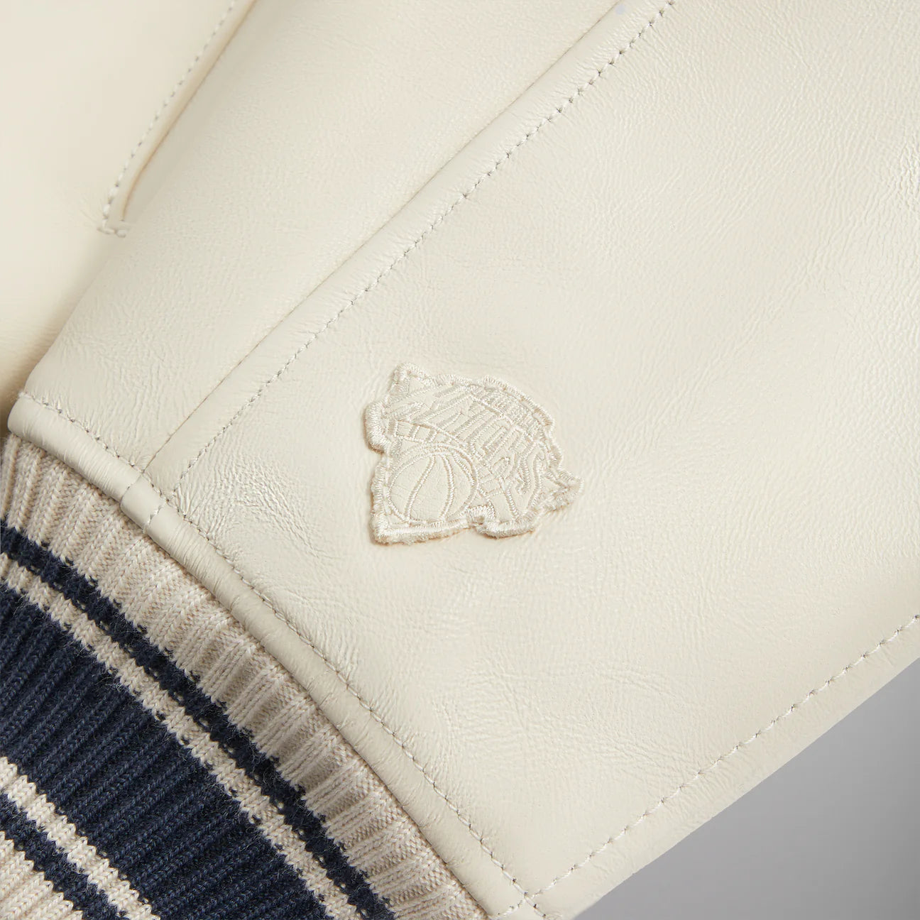 AVIREX x KITH NEW YORK KNICKS ICON (WHITE)