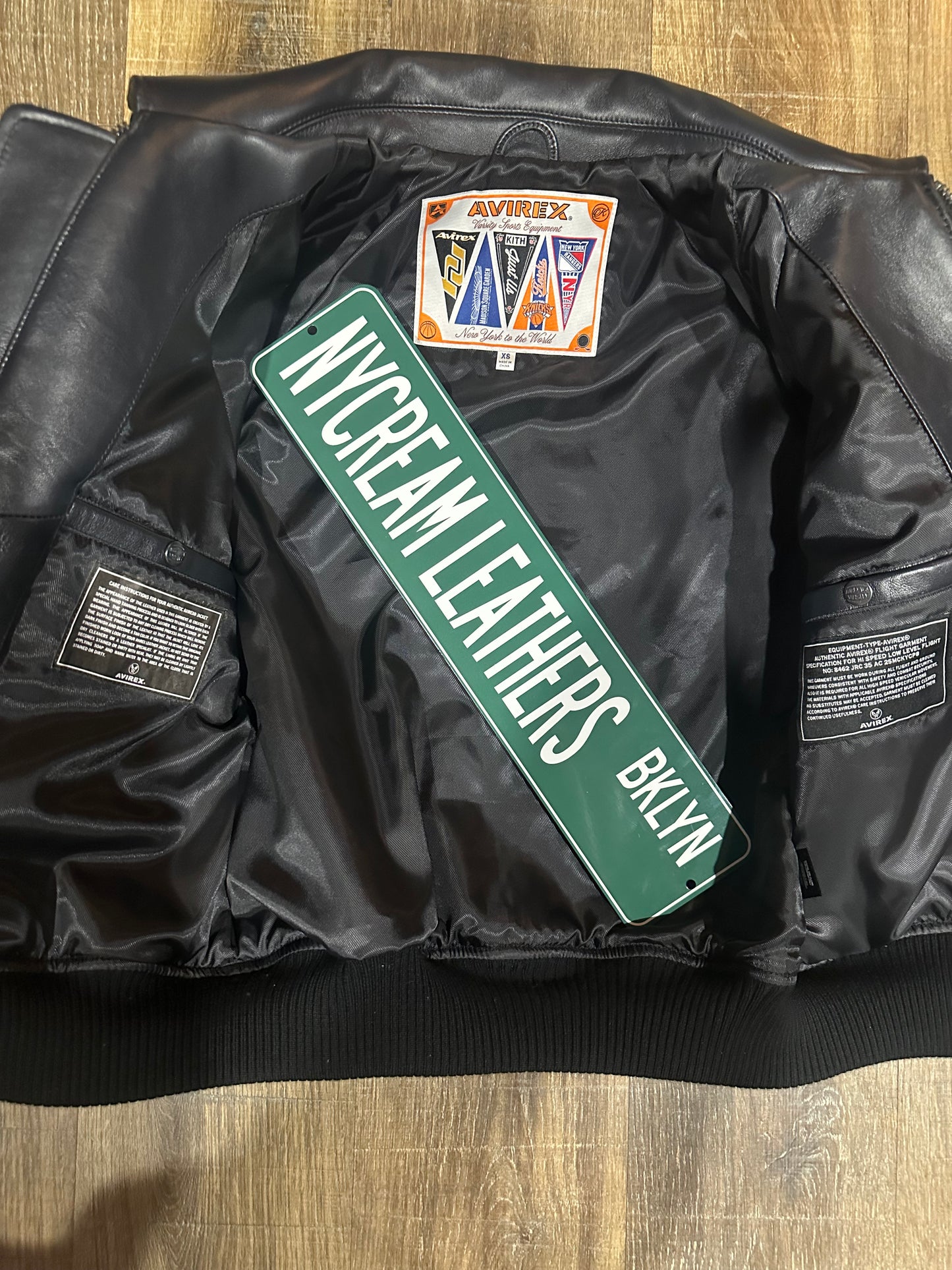 KITH & AVIREX for MADISON SQUARE GARDEN Sports Icon Jacket (BLACK)