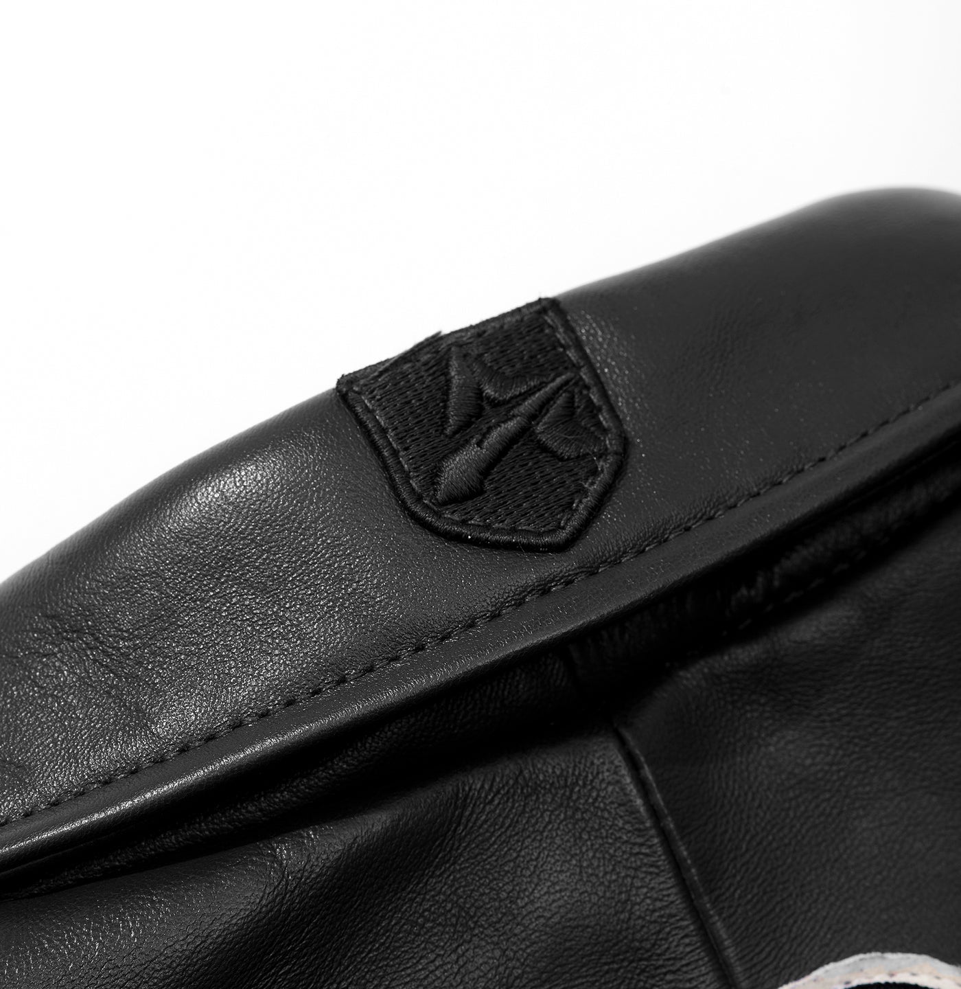 AVIREX ICON SCHWARZ
