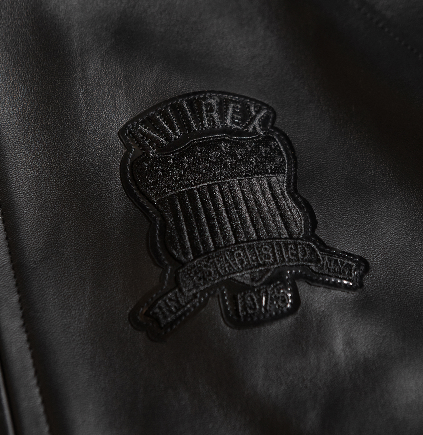 AVIREX ICON BLACK’D OUT