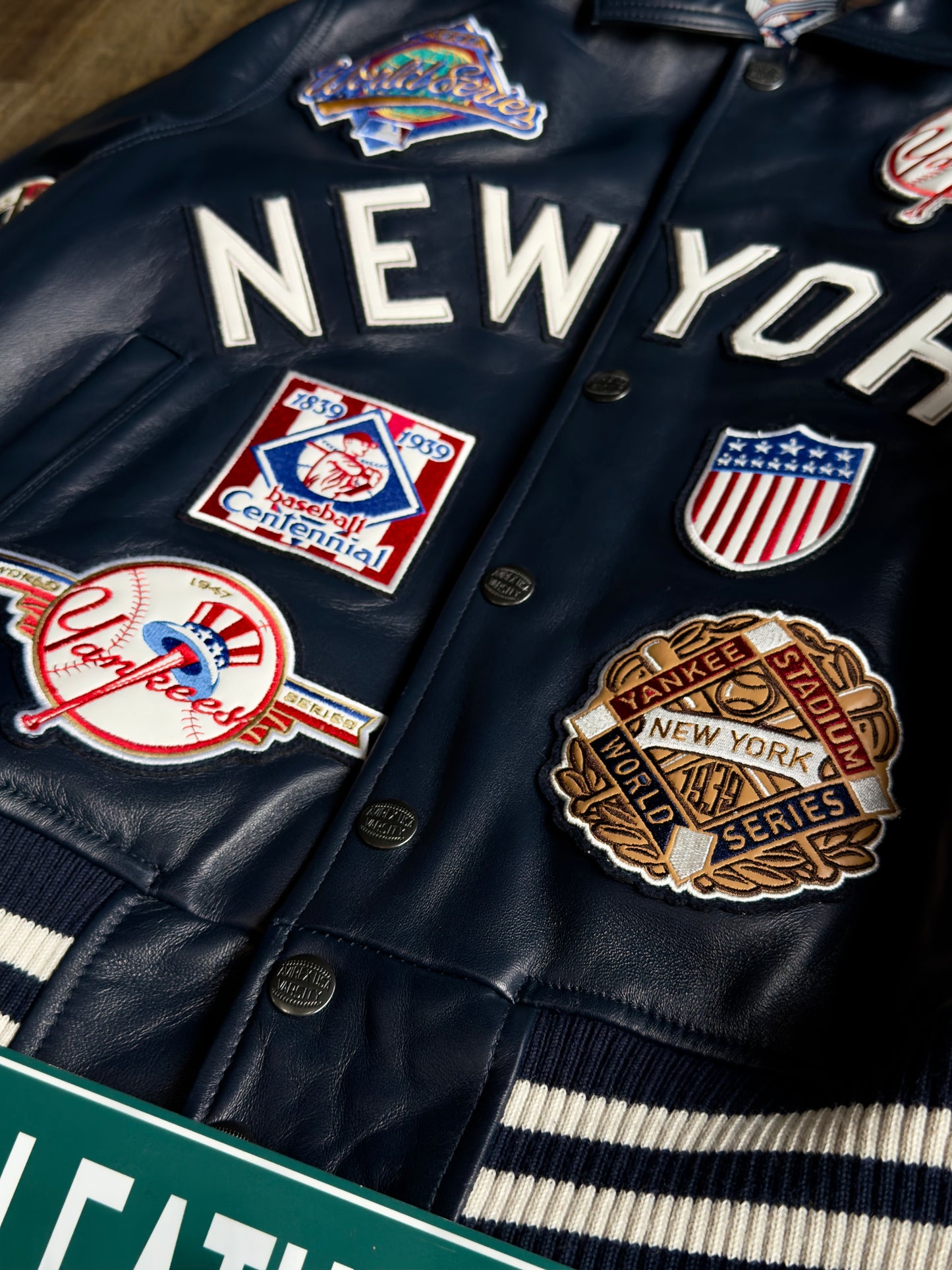 RARE KITH & AVIREX FOR THE NEW YORK YANKEES LEATHER JACKET (WORLD SERIES)