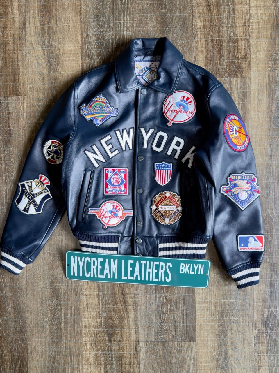 RARE KITH & AVIREX FOR THE NEW YORK YANKEES LEATHER JACKET (WORLD SERIES)
