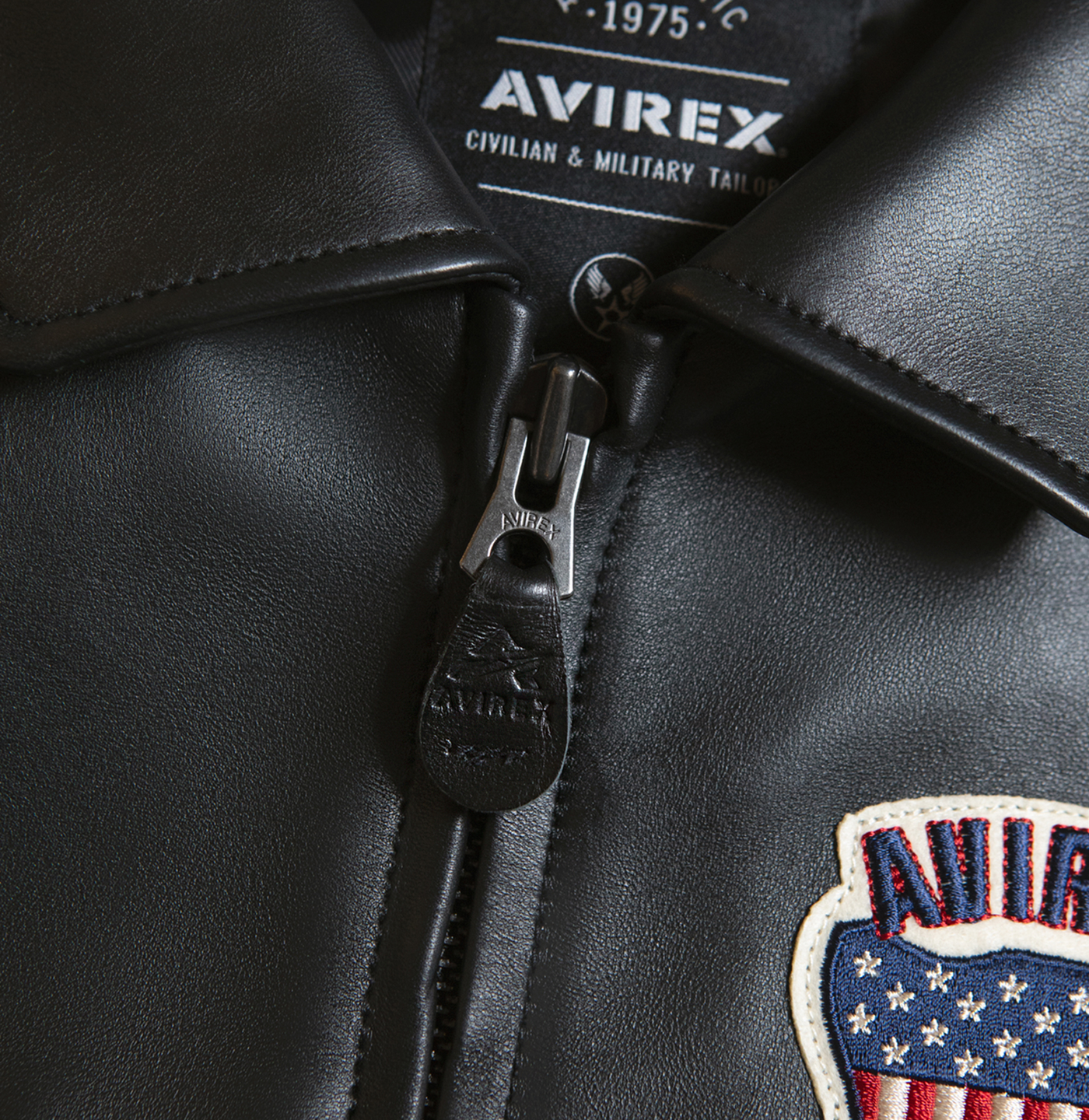 WOMEN’S CROPPED AVIREX ICON BLACK