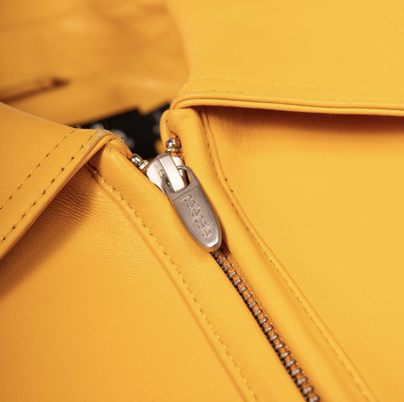 WORLD FAMOUS PELLE PELLE JACKET