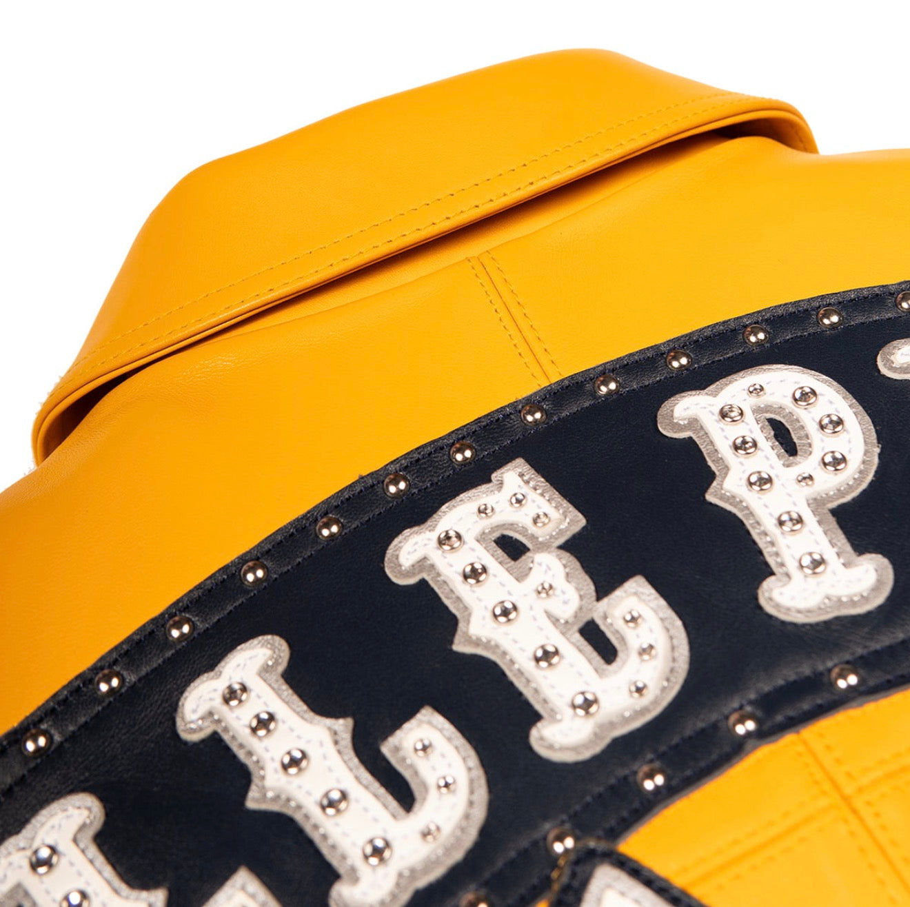 WORLD FAMOUS PELLE PELLE JACKET