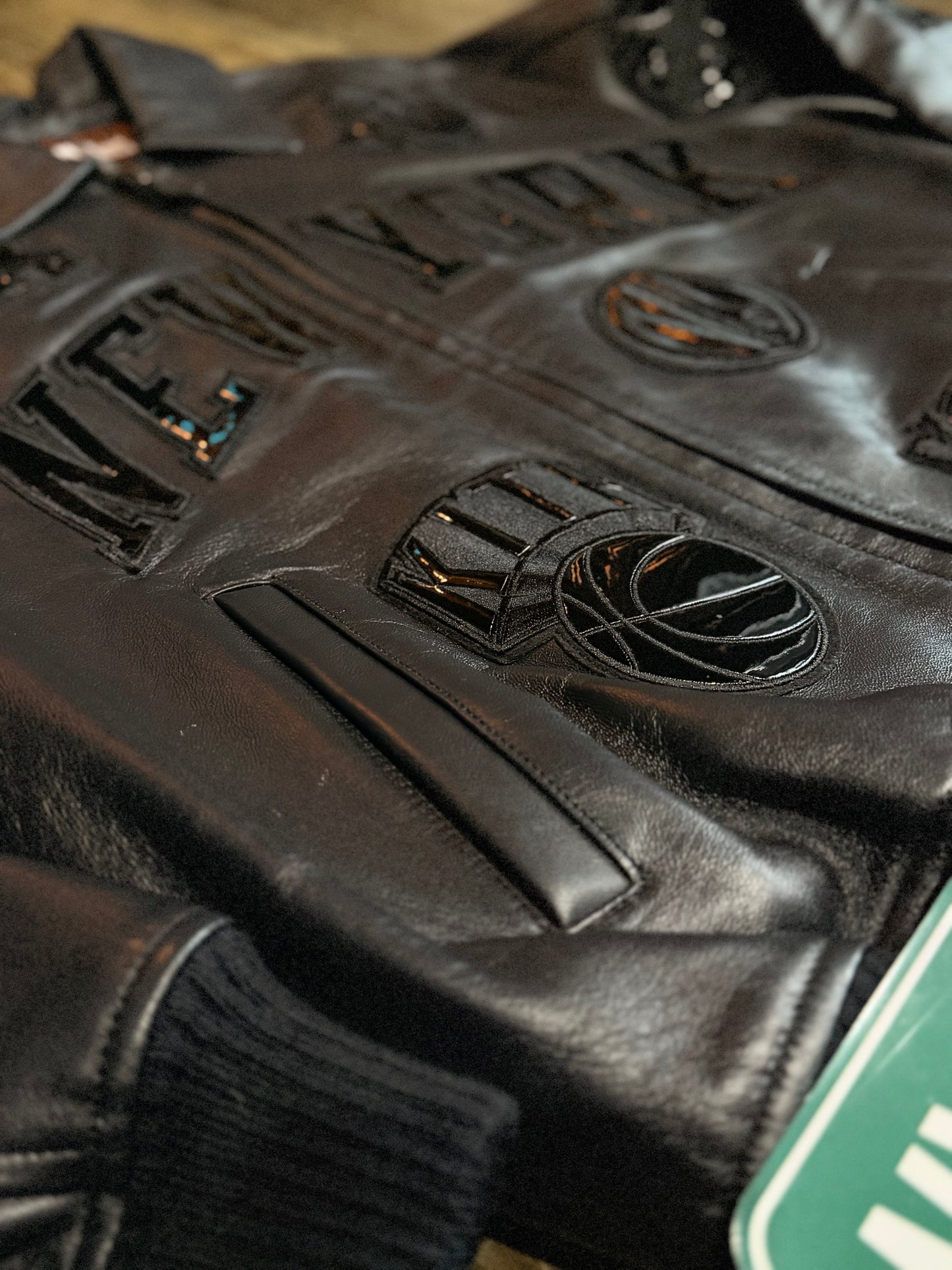 KITH & AVIREX FOR THE NEW YORK KNICKS MADISON SQUARE GARDEN ICON JACKET (BLACK) LIMTED INVENTORY